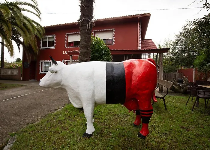 Konukevi La Casona De 3*